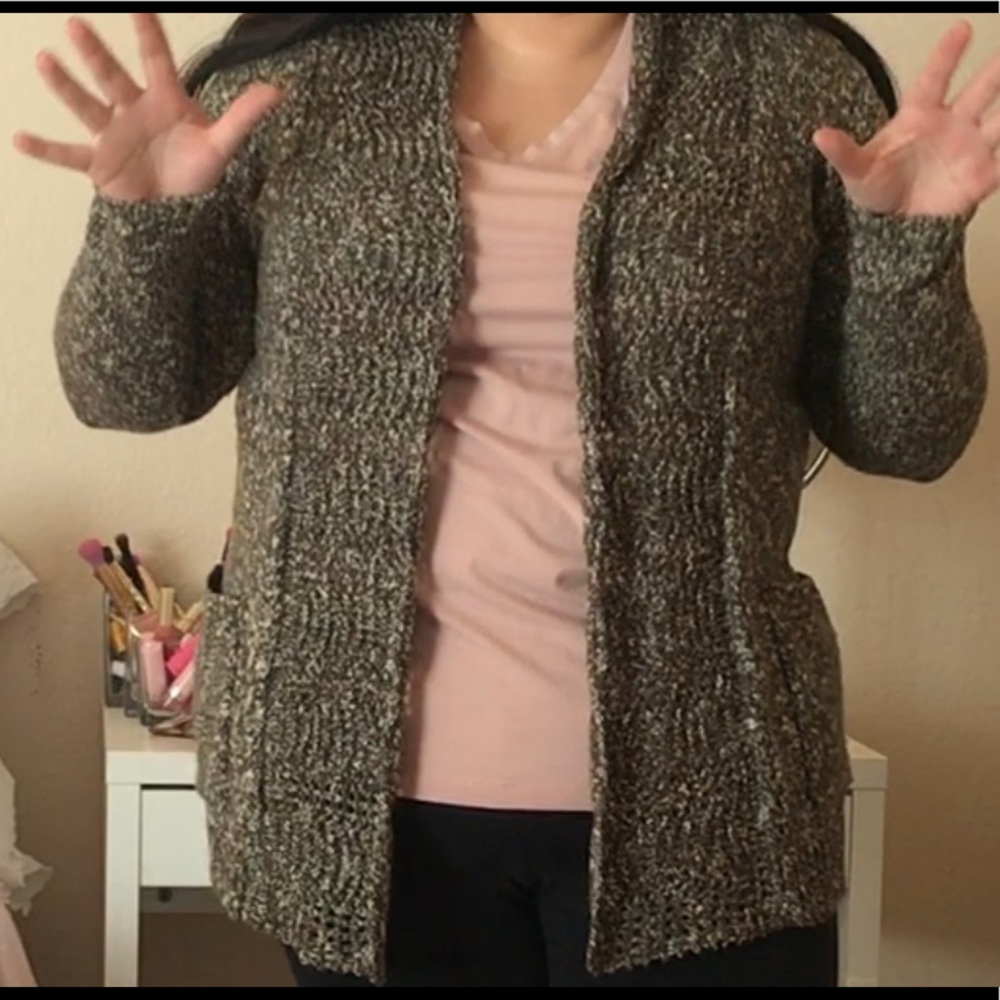 Knit cardigan large
